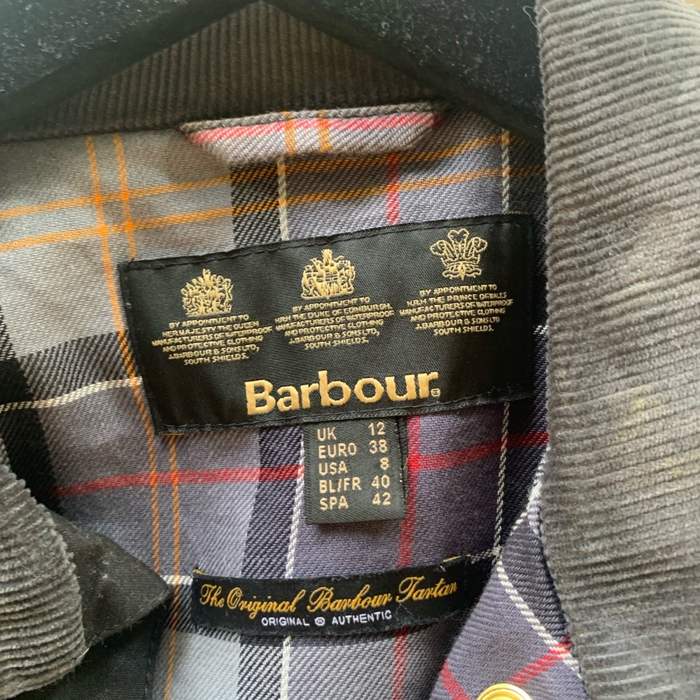 Barbour Black Utility Jacket with Tartan Lining and Corduroy Collar - Picture 2 of 14